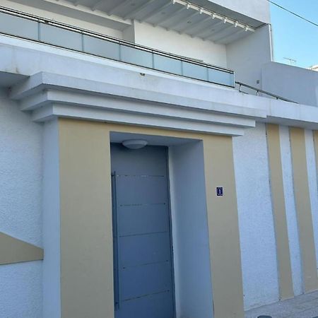 Ferienwohnung Oscar Ariana Exterior foto