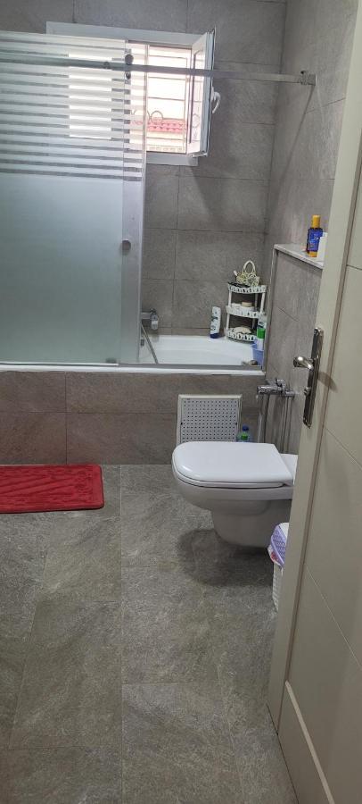 Ferienwohnung Oscar Ariana Exterior foto