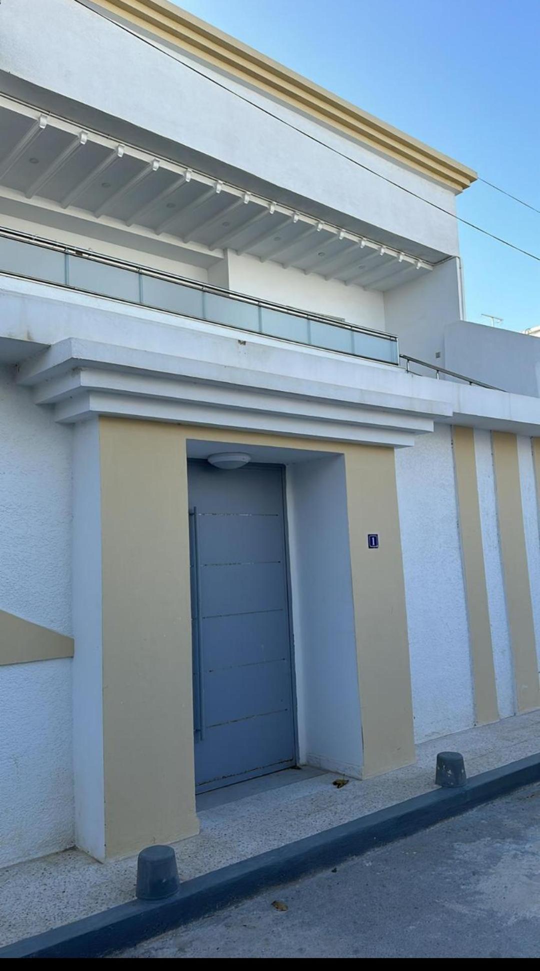 Ferienwohnung Oscar Ariana Exterior foto